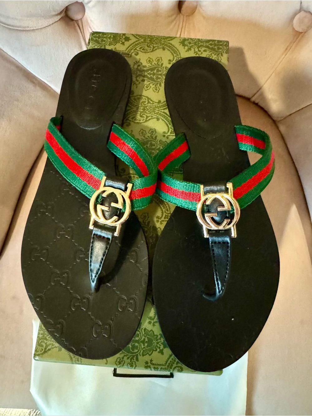 Gucci Black Leather Sandals with Green and Red Web Straps